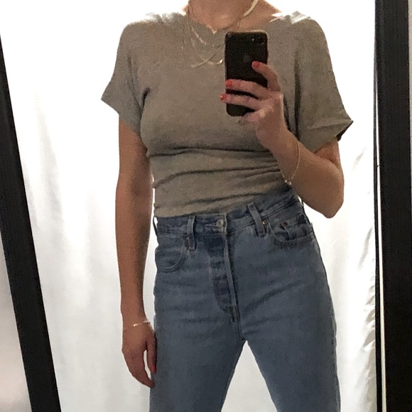 Gray T-shirt - Picture 3 of 4